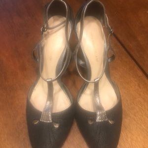 Cute t strap shoes in jeans and silver